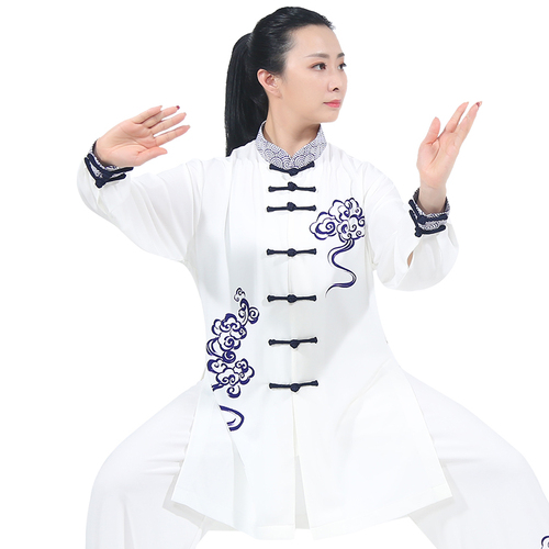 飘逸太极服风格特点介绍？飘逸太极服穿着效果？