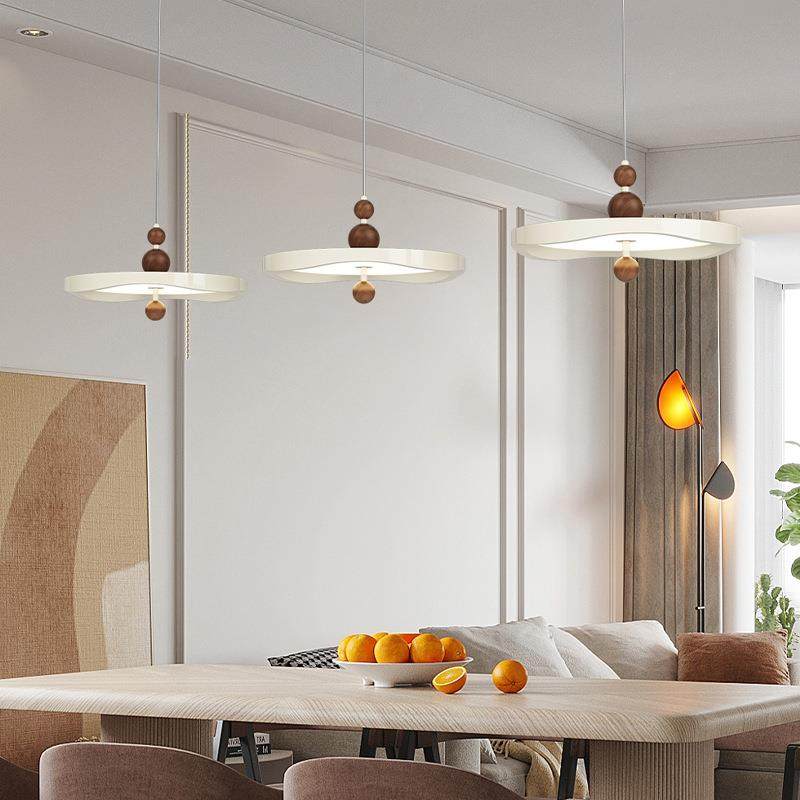 法式奶油风餐厅吊灯现代简约餐桌全光谱护眼飞碟2025新款创意灯具,淘宝优惠券,粉丝福利购,淘宝优惠卷