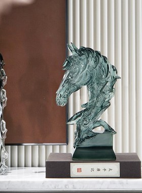 轻奢马头酒柜装h饰品摆件办公室中式玄关软装家居饰品公司乔迁礼