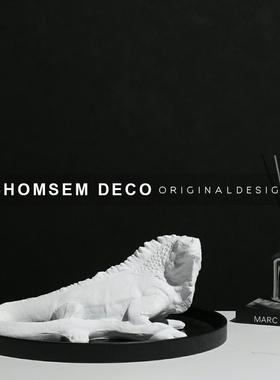 现代创意摆件爬行蜥蜴雕塑软装饰C品家居书房办公室客厅玄关柜摆