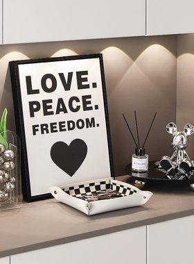 现代客厅创意兔子摆件轻奢玄关柜收纳G装饰品入户餐边展示柜摆设