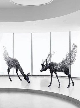 抽象铁艺镂空鹿不锈钢丝鹿雕塑商A场橱窗酒店售楼中心广场落地摆