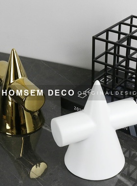 现代轻奢家居电视柜金色软装饰品摆件样板房间创R意艺术售楼处摆