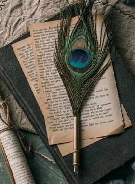 复古怀旧英文旧纸张背o景纸装饰店面陈列杂货古老古董书页拍照道