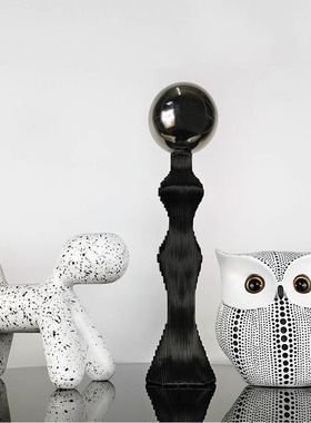 简约北欧创意抽象黑白动物人物摆件客厅玄关酒柜R样板间家居装饰