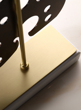 北欧现代金属玄关装饰摆件创x意家居酒柜电视柜书房客厅茶几装饰