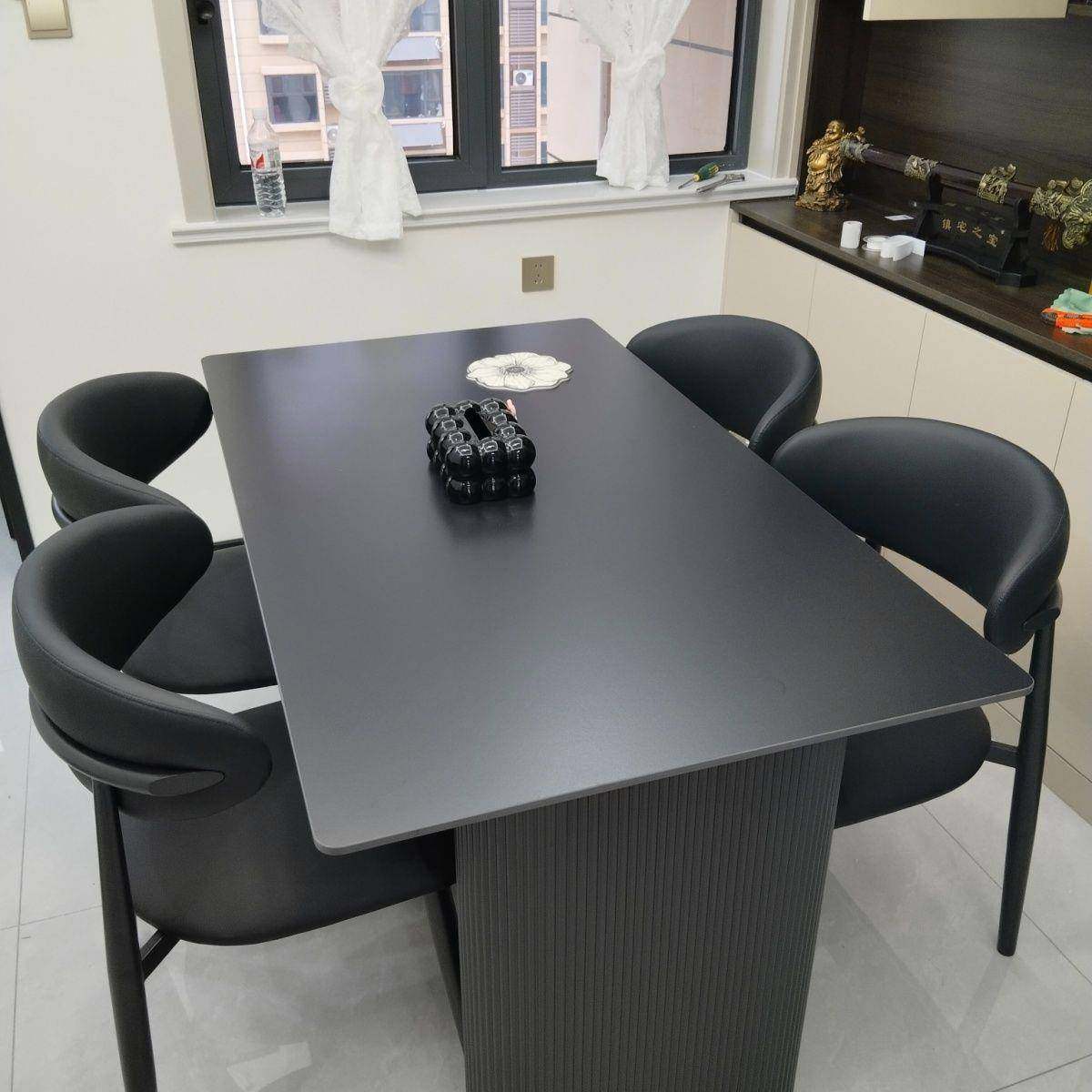 现代极简岩板餐桌黑色家用餐椅组合高级小户型意式长方形饭桌民宿,淘宝优惠券,粉丝福利购,淘宝优惠卷