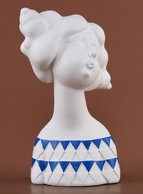 北欧创意女孩辛格瑞娜树脂摆件家居客厅儿童N房电视柜样板间装饰