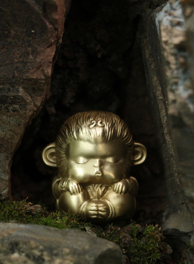 全铜孙悟空小摆件文玩随身手把件可D爱生肖猴子创意桌面工艺品送