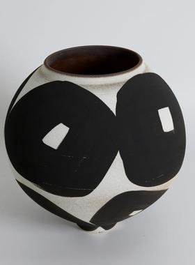 现代意式极简陶瓷花瓶几何手绘摆件茶室书房桌面家居装饰摆件