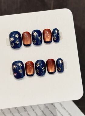 星穹撞色闪钻星空质感手工穿戴甲