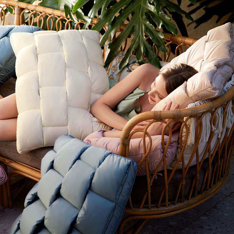 2025新款鹅绒分区睡眠枕芯学生宿舍单人枕纯色家用一对软枕,淘宝优惠券,粉丝福利购,淘宝优惠卷