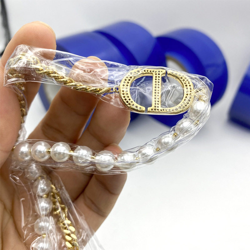 PVC首饰保护膜PVC静电膜传承手镯手表保护膜包包五金皮带扣包装膜玻璃亚克力光面塑料件贴膜静电吸附膜静电膜,淘宝优惠券,粉丝福利购,淘宝优惠卷