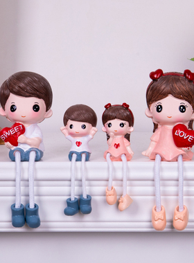 客厅家居墙面装饰l礼品小摆件卡通吊脚娃娃一家四口创意装饰摆件