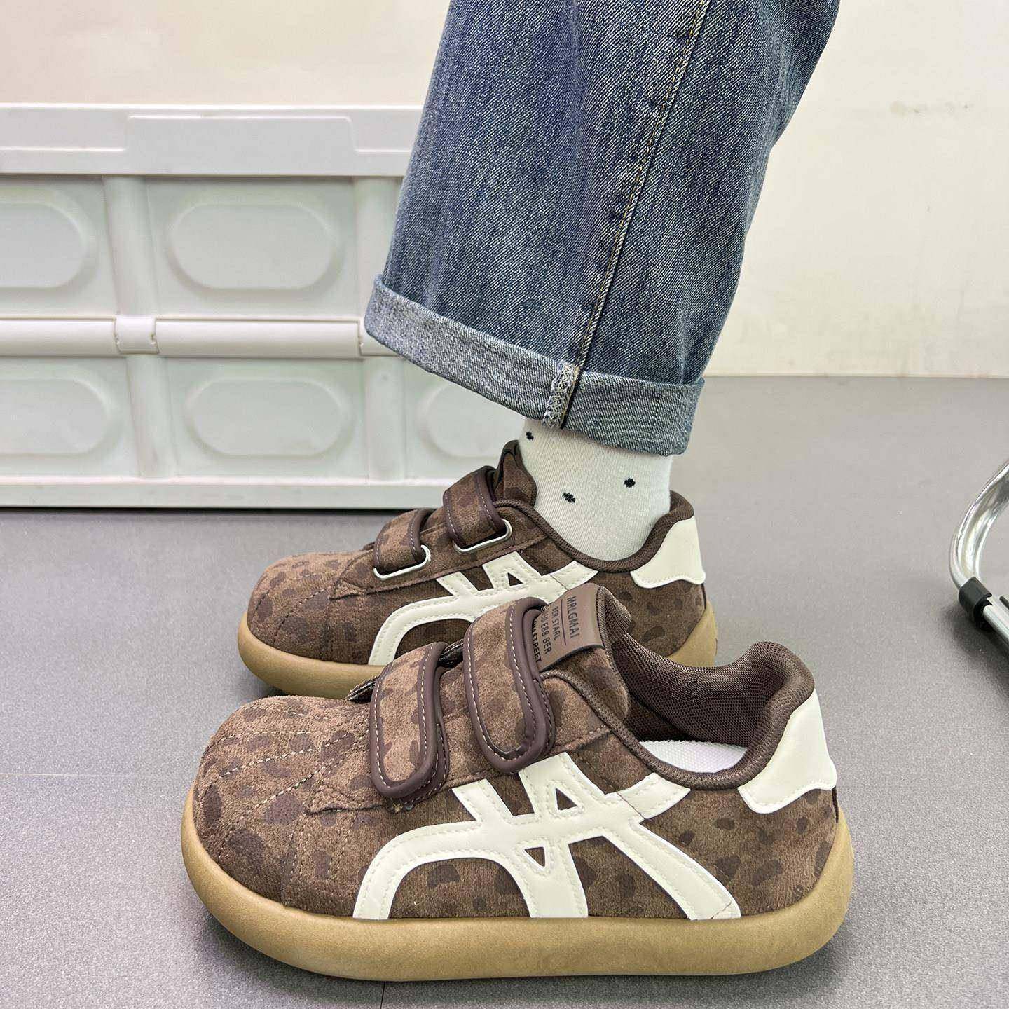 丑萌大头魔术贴豹纹德训鞋女2025新款百搭小众复古贝壳头运动板鞋,淘宝优惠券,粉丝福利购,淘宝优惠卷