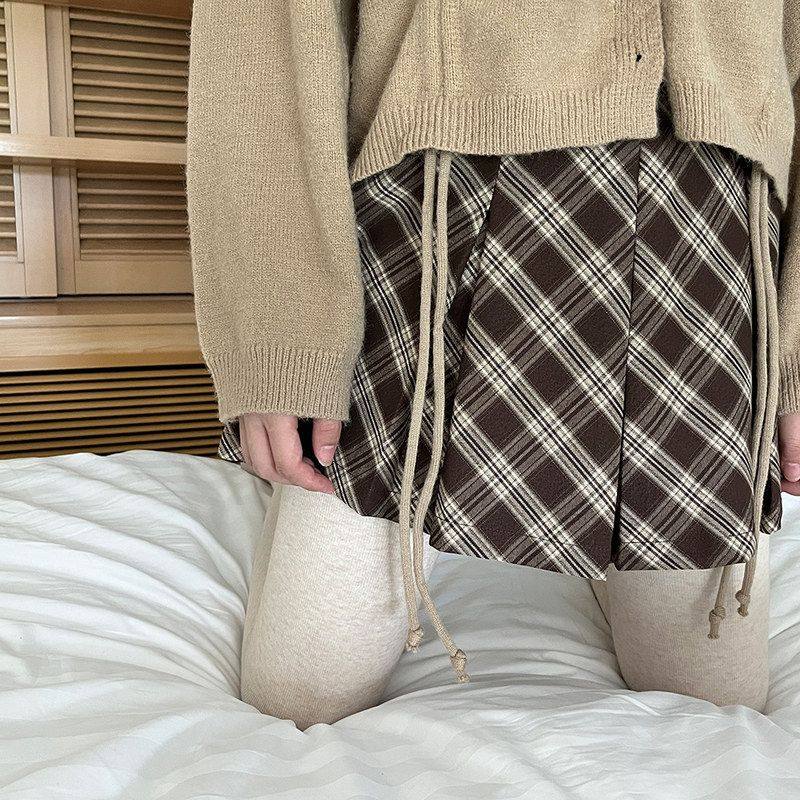 奶白微压温柔竖色日系连裤袜棉质加厚显瘦百搭燕麦加绒条纹打底裤,淘宝优惠券,粉丝福利购,淘宝优惠卷