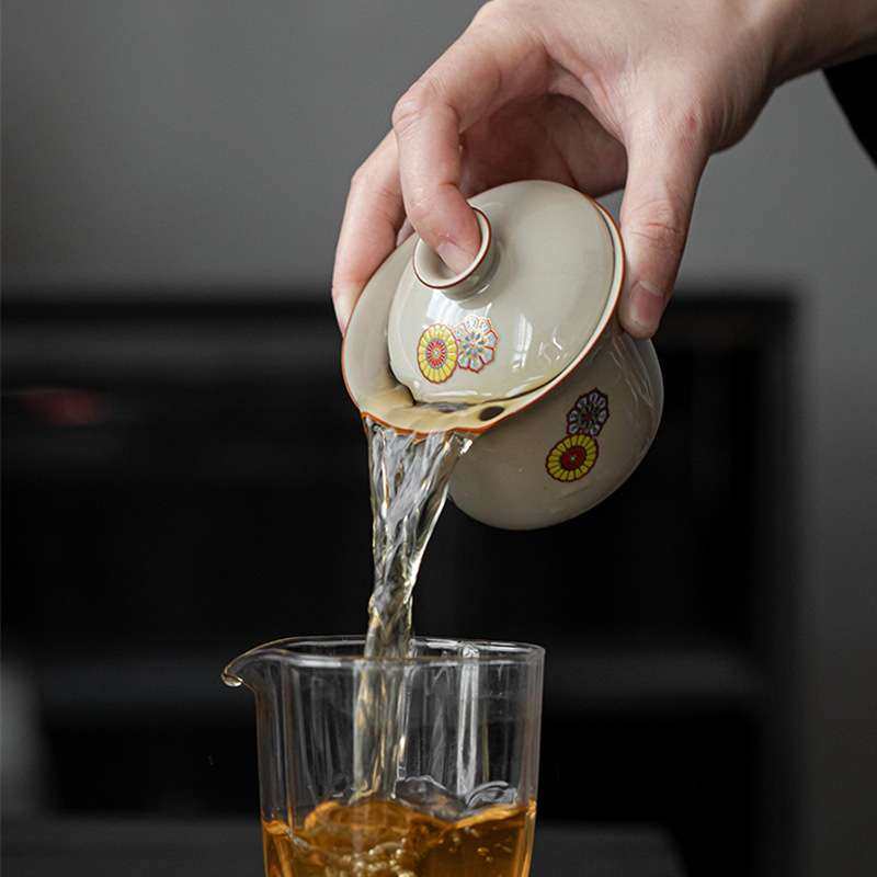 草木灰陶瓷盖碗个人小容量120毫升泡茶碗中式二才盖碗复古敬茶碗,淘宝优惠券,粉丝福利购,淘宝优惠卷