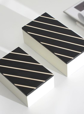 北欧现代轻e奢木质创意首饰盒装饰摆件样板房卧室黑色纹理收纳摆