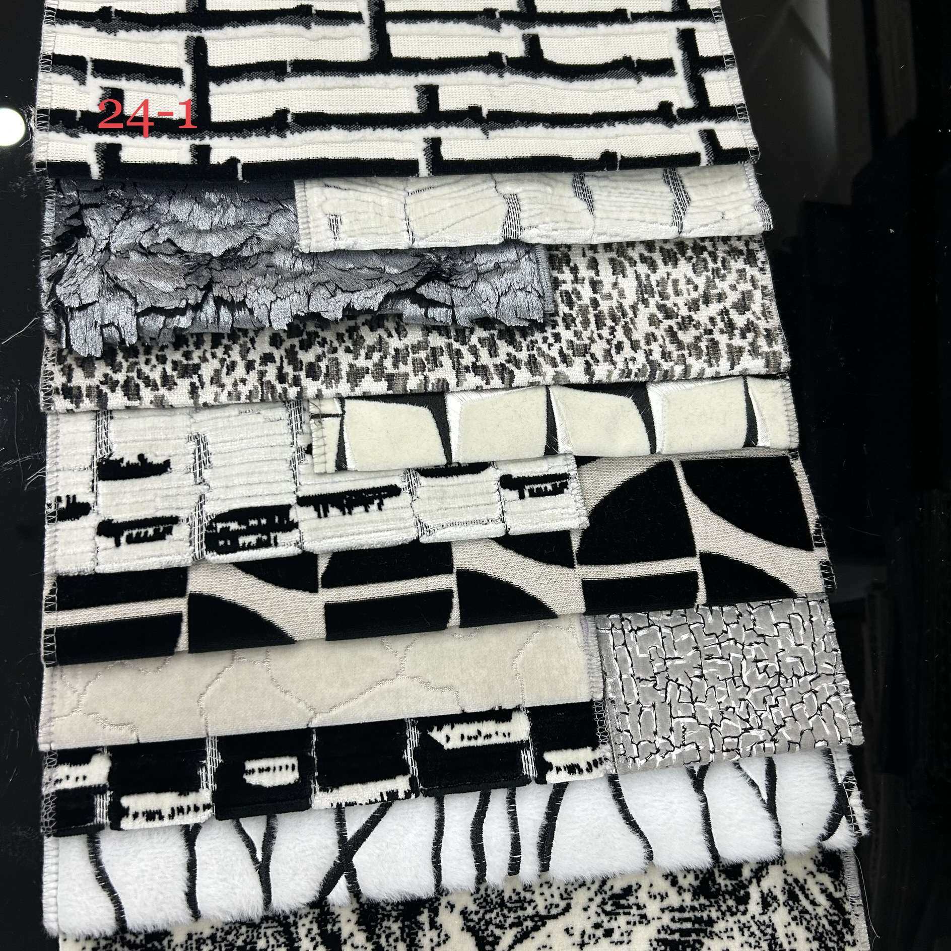 门幅140cm绒布凹凸提花仿割绒复合沙发布抱枕布样板房软装面料,淘宝优惠券,粉丝福利购,淘宝优惠卷