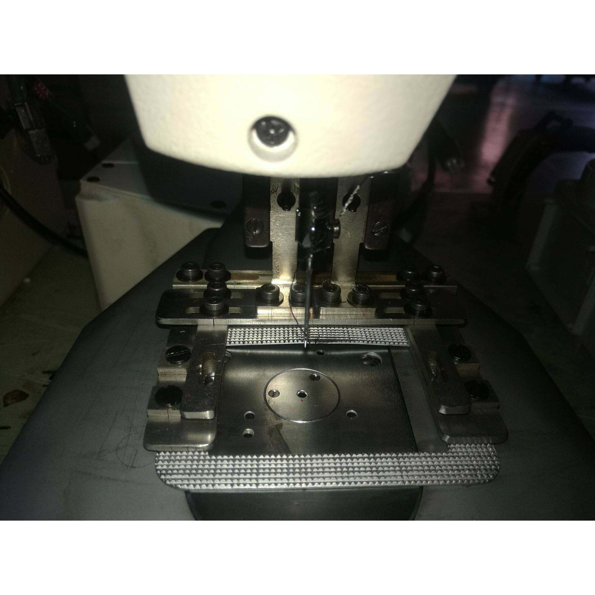 电脑钉扣机1903子母扣1900打X船袜机帽眼套结机雨伞伞顶加固机,淘宝优惠券,粉丝福利购,淘宝优惠卷