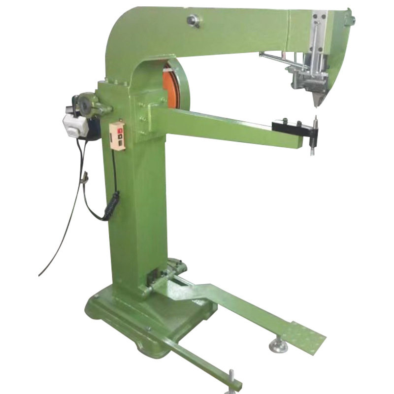 Luggage riveting machine, turnover box riveting machine, luggage riveting machine