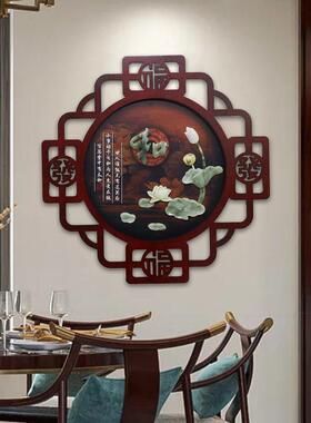 客厅装饰画挂件电视沙发