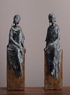 X8232美摆式风格仿非洲人物艺术件客厅电柜玄关台家居古视装饰品