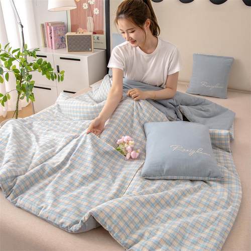 ?加厚抱枕载枕被子两用汽车靠垫Fh(x}b*b头办公室沙发叠折午睡被 - 图1