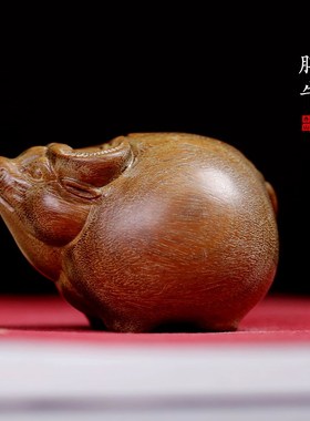天然绿檀木胖牛文玩手把件实木生肖牛招财随身男转运小摆件工艺品