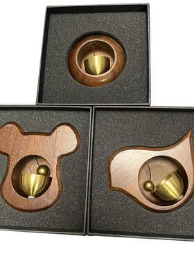 现日式QBL—SD入户木店创铺货开门吸门式铜铃胡桃冰箱贴木制工艺