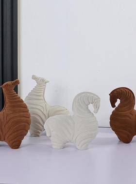 中式饰树脂植绒摆样板房售楼处书柜书架件桌面马装马饰品工艺SL38