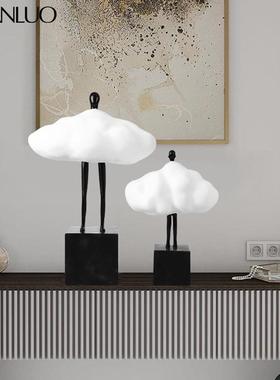 关店现代简约创白色云朵人物玄摆件9000-31家意居客厅电视柜装饰