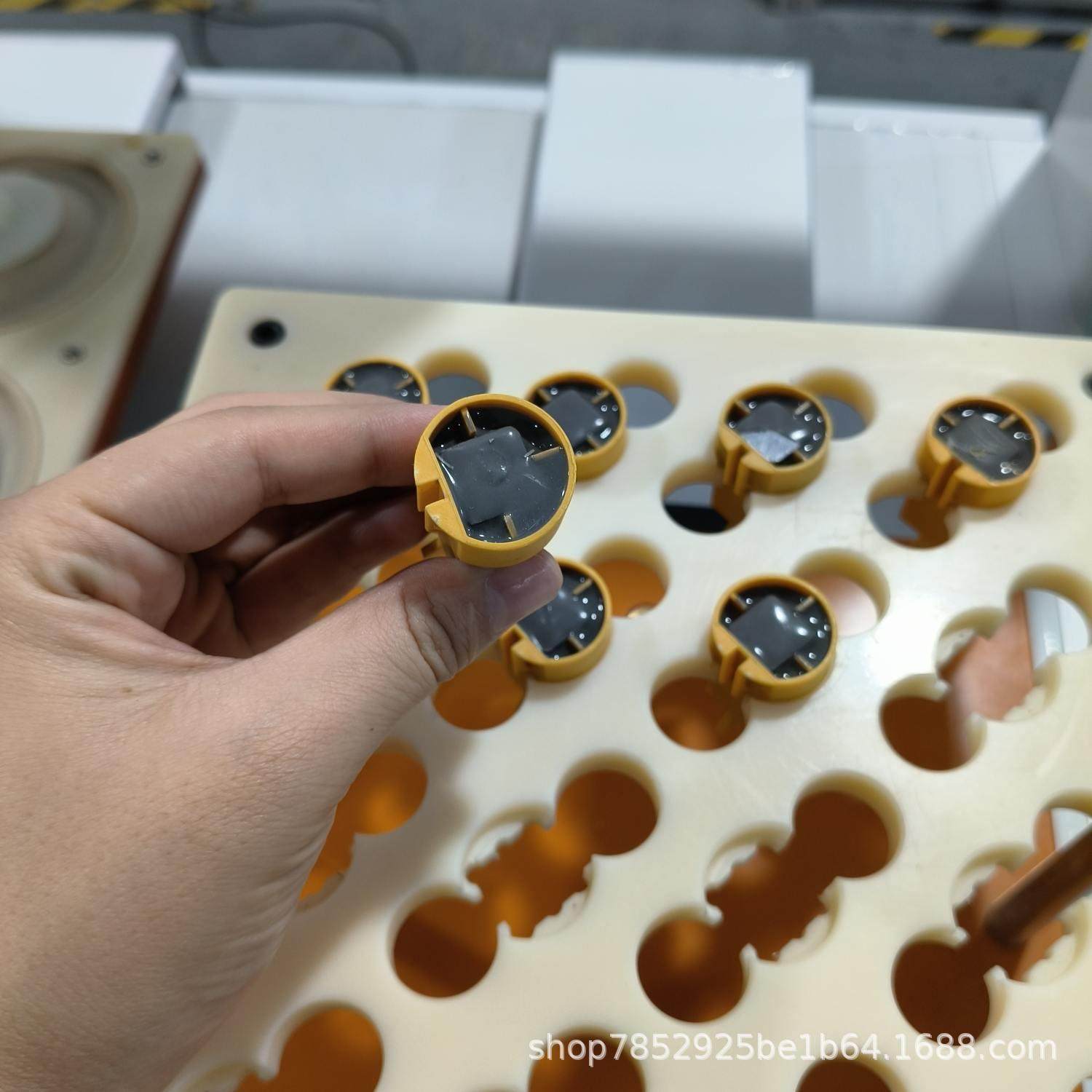 电子组装用桌面点胶机AB胶桌面点胶机压力可控适配不同粘度胶水,淘宝优惠券,粉丝福利购,淘宝优惠卷