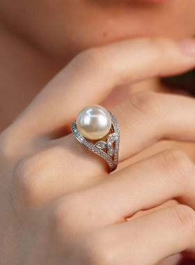 【雨后庄园】极光施家珠戒轻奢豪镶指环礼物精致