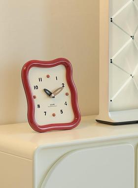 wozoo视m家居卧室奶风钟客厅玄关油装饰品电时柜座TYOS369钟桌面