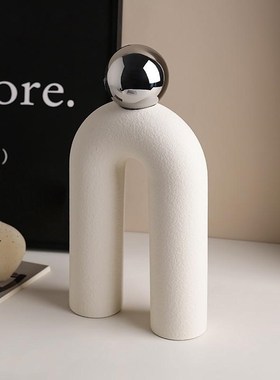 高档现代抽象简约艺术个性小众样板间家居装饰品酒柜摆设客厅摆件