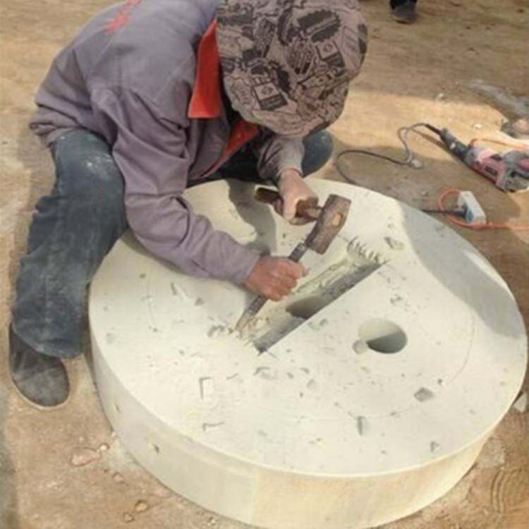 小型石磨杂粮磨粉机 全自动石磨磨面机商用电动石磨面粉机,淘宝优惠券,粉丝福利购,淘宝优惠卷