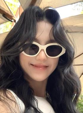 白色猫眼墨镜女款潮方圆脸遮