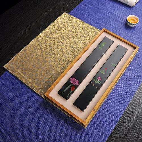 厂家新款实木镇纸简约创意可定 制彩绘荷塘月色紫光檀镇 - 图1