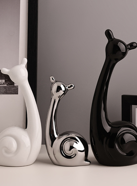 创意蜗牛三口之家摆件家居饰品z现代轻奢高档酒柜装饰品小摆设陶