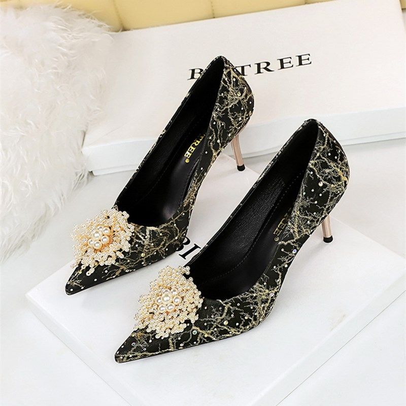 婚鞋女高跟鞋浅口尖头水钻珍珠花朵仙女风大码金色婚纱鞋宴会单鞋,淘宝优惠券,粉丝福利购,淘宝优惠卷