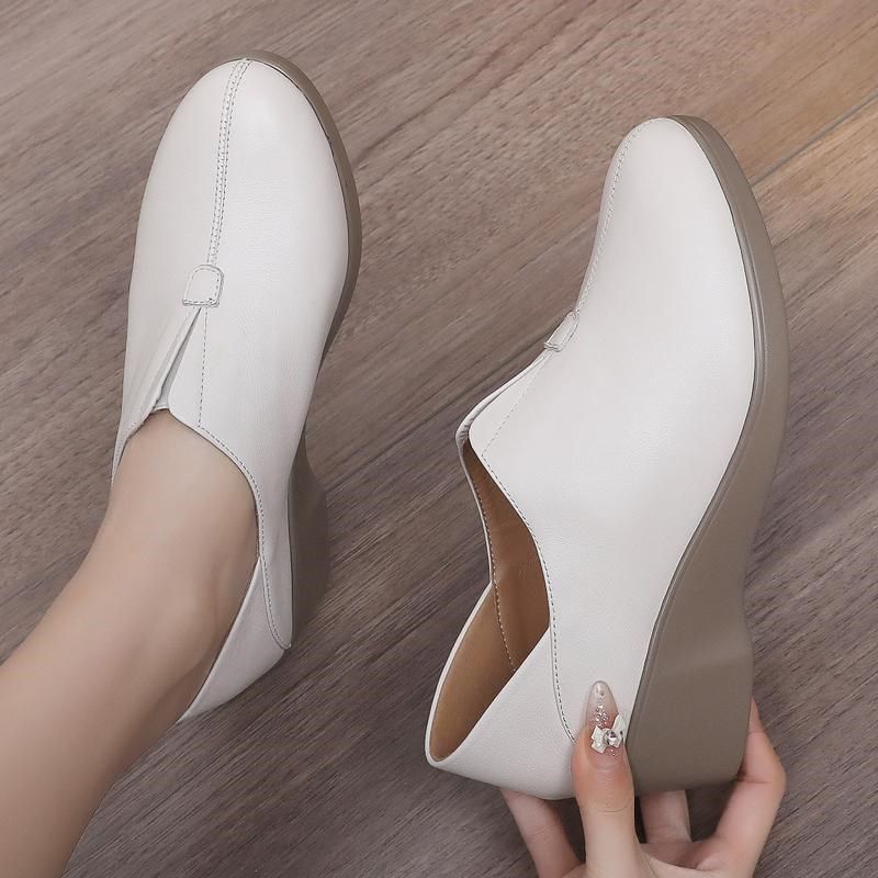 真皮坡跟中老年妈妈鞋中跟舒适春秋款休闲皮鞋女软底防滑深口单鞋,淘宝优惠券,粉丝福利购,淘宝优惠卷