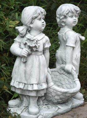 草坪庭院人物筐摆设多肉花盆装饰花园小玻璃钢情侣摆件抬欧式花篮