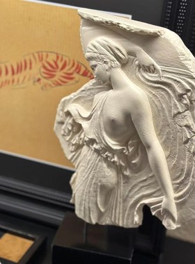 现代家居意式轻奢欧式雕塑侍酒女神摆件人物售楼处大厅茶几装饰