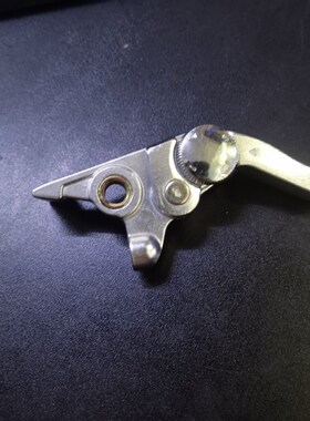 适用摩瑞MV800火灵骑士  前刹 上泵卡钳 刹车手柄 牛角 手把总成