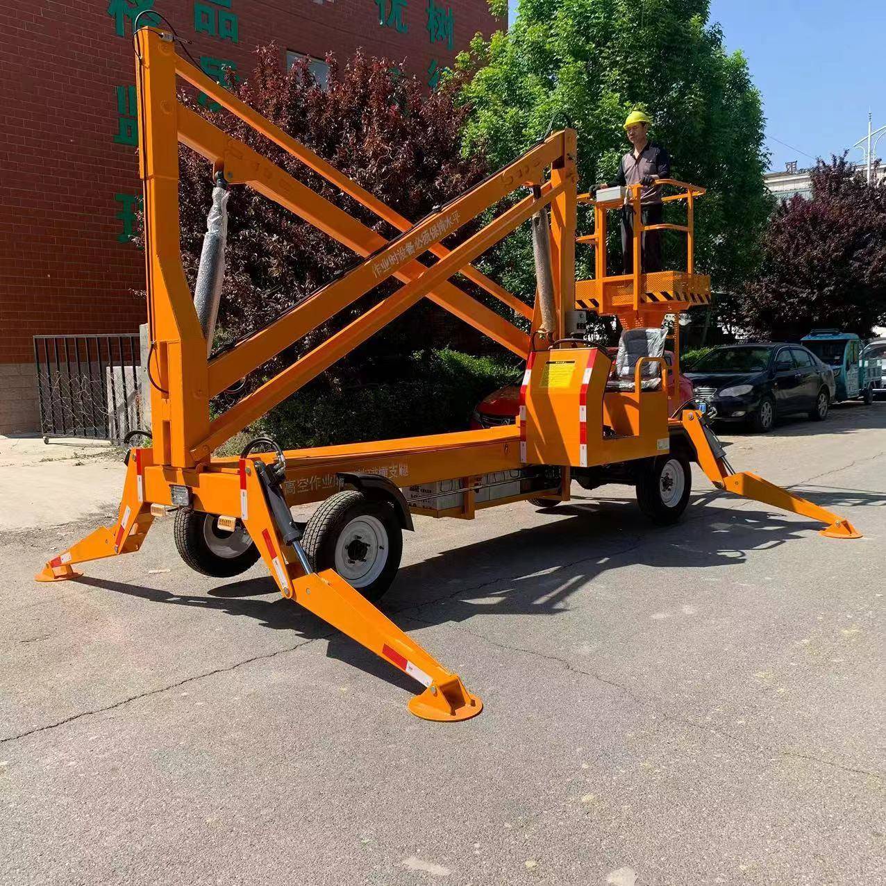 厂家供应自行走曲臂高空升降平台电动液压登高车高空作业升降机 - 图2