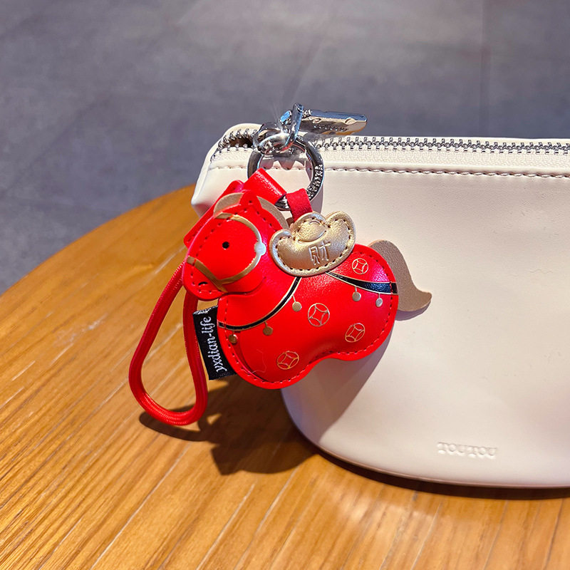 马年马上有钱皮革钥匙扣挂饰情侣PU汽车包包钥匙链挂件新年小礼品,淘宝优惠券,粉丝福利购,淘宝优惠卷