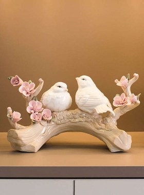 现代简约陶瓷小鸟摆件家居客厅酒柜软装饰品欧式房间桌面玄关摆件