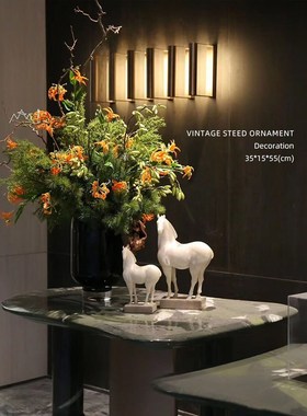 迷屿 别墅入户玄关大雕塑马桌面摆件办公室风水高级感软装饰品