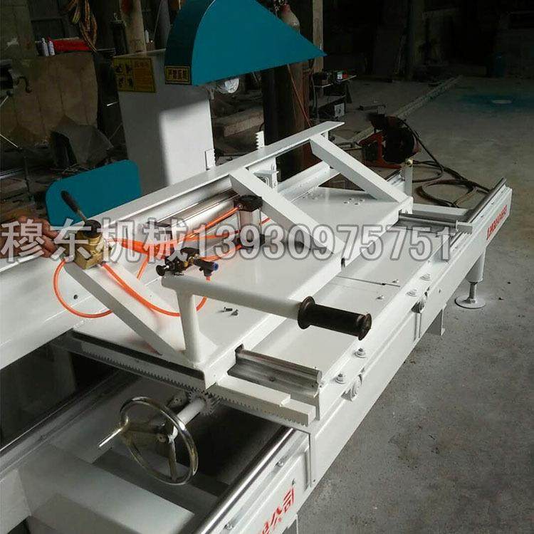 直销原木推台锯全自动数控圆木推台锯多功能开料锯,淘宝优惠券,粉丝福利购,淘宝优惠卷